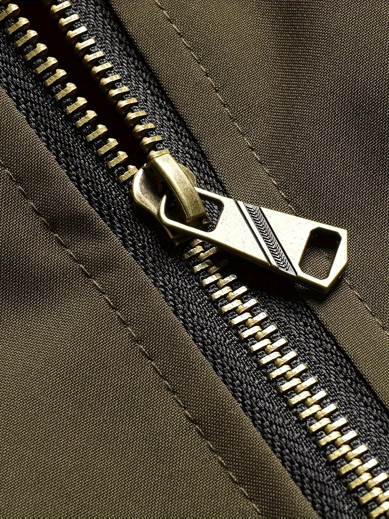 Chaqueta Montclair · Doble Capa con Capucha